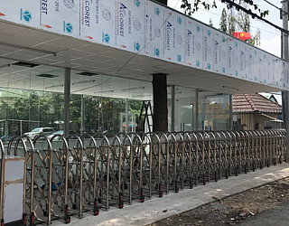 CỔNG XẾP INOX CÓ RAY KÉO TRƯỢT