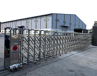 CỔNG XẾP  ĐIỆN INOX TỰ ĐỘNG